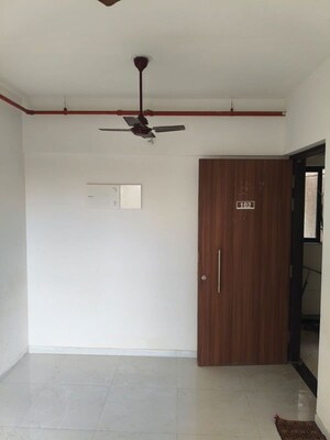 Room in 1 BHK Apartment at Runwal Gardens Phase I, Dombivli East – for Rent