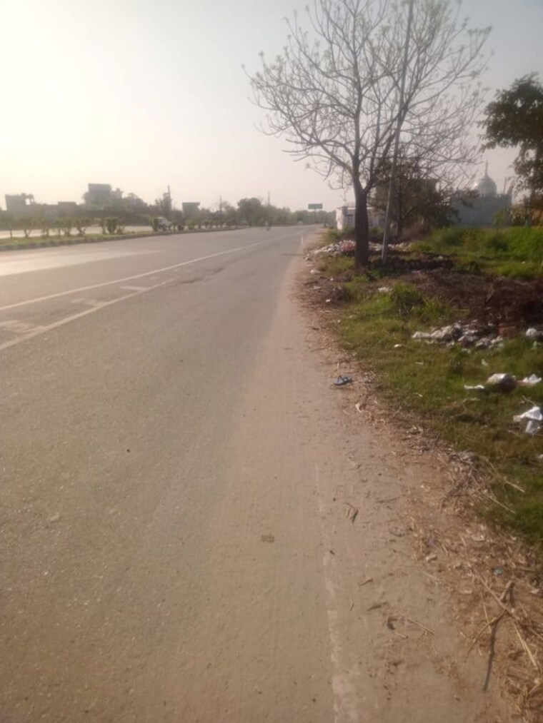 undefined, ludhiana chandigarh hwy Commercial Land 3 Acre In LudhianA Chandigarh Hwy Mohali 10058426