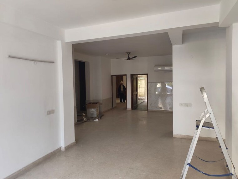 Room, ss-almeria 3 Bedroom 2700 Sq.Ft. Apartment In Sector 84 Gurgaon 10058172