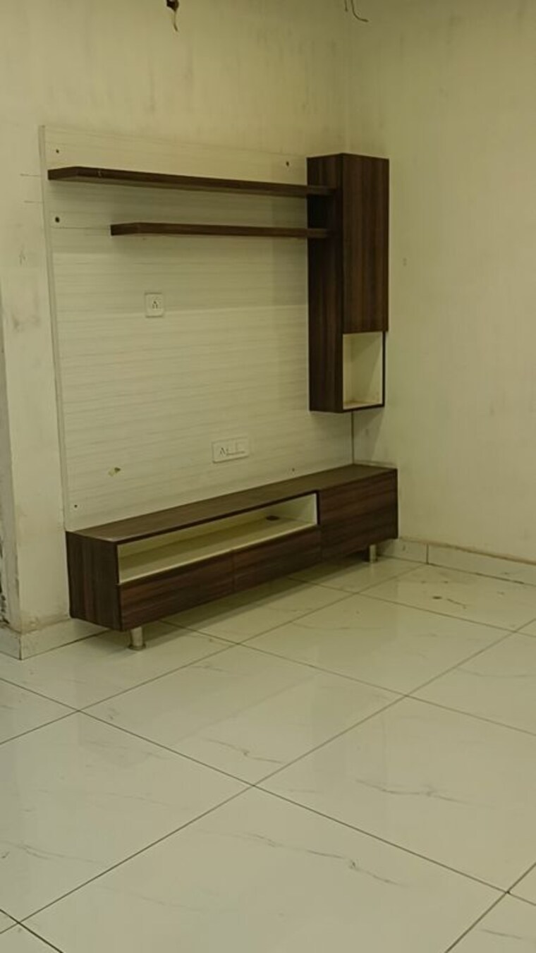 Room, shalimar garden extension i 2 Bedroom 800 Sq.Ft. Builder Floor In Shalimar Garden Extension I Ghaziabad 10058844