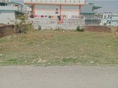 Plot For Sale in Sector 77