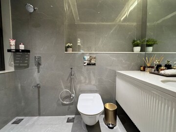 Bathroom in 3.5 BHK Apartment at Lodha Palava City, Dombivli East – for Sale