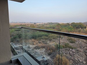 Master Bedroom in 3 BHK Apartment at Oxy Beaumonde, Viman Nagar – for Rent