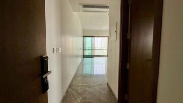 Room in 3 BHK Apartment at Prestige Jasdan Classic, Mahalaxmi – for Rent
