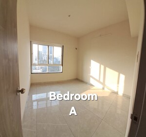 Room in 2 BHK Apartment at Shreepati Heights, Tardeo – for Rent