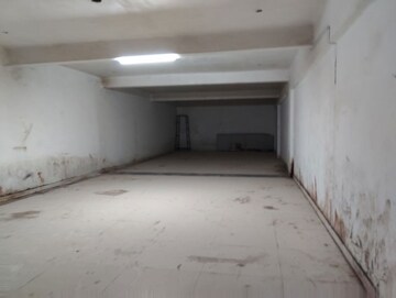 Building Lobby in  Showroom at RK Plaza Hazratganj, Hazratganj – for Rent