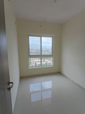 Room in 3 BHK Apartment at Viceroy Savana, Kandivali East – for Sale