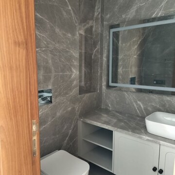 Bathroom in 6+ BHK Apartment at Sector 72 – for Rent