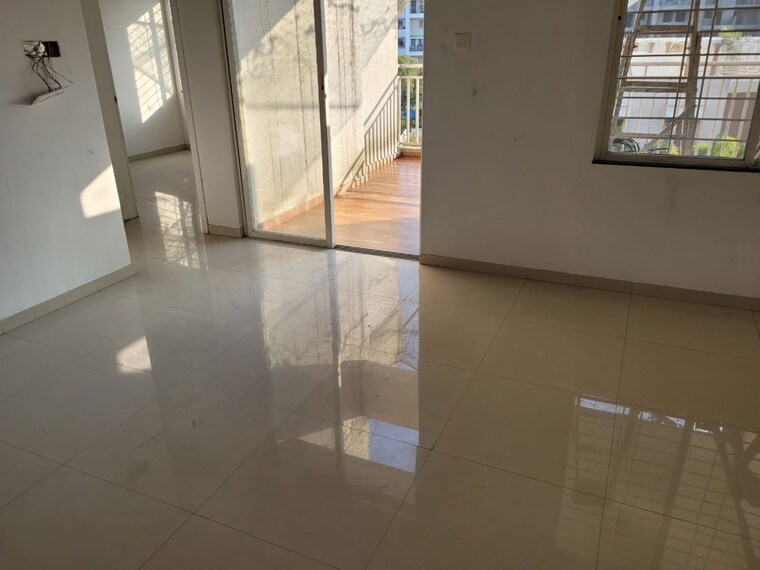 Bathroom, dynamic-imperia-plus 2 Bedroom 997 Sq.Ft. Apartment In Pisoli Pune 10058868