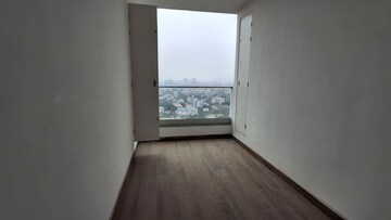 Room in 3 BHK Apartment at Jayabheri The Nirvana, Gopanpally – for Rent