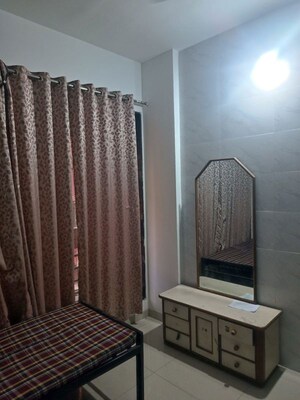 Room in 1 BHK Apartment at Sector 14 Belapur – for Rent
