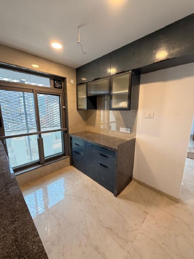 Kitchen, khar west 2 Bedroom 700 Sq.Ft. Apartment In Khar West Mumbai 10059245