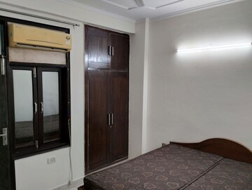 Room in 1 BHK Builder Floor at Chattarpur – for Rent