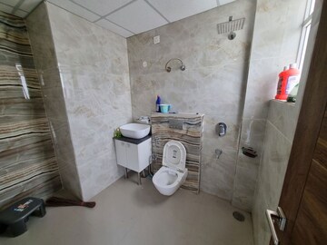 Bathroom in 4 BHK Apartment at GHB Splande, Patiala Road – for Rent