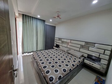 Bedroom in 4 BHK Apartment at GHB Splande, Patiala Road – for Rent