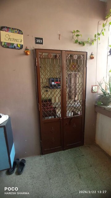 2 BHK Apartment – Entrance View at Krishna Nagar - for Sale