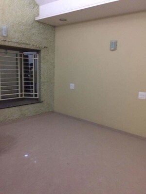 Room in 3 BHK Apartment at Dreams Rhythm, Bavdhan – for Rent