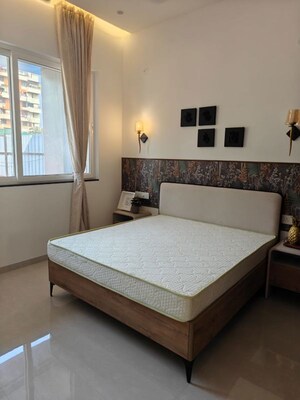 Bedroom in 2 BHK Apartment at Hadapsar – for Sale