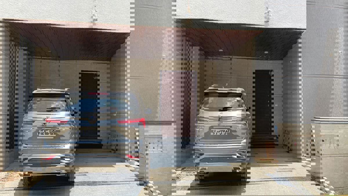 3 BHK + Pooja Room,Extra Room 3632 Sq.Ft. Villa in Magna Majestic Meadows