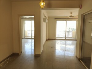 Room in 3 BHK Apartment at Emaar Emerald Floors Premier, Sector 65 – for Rent