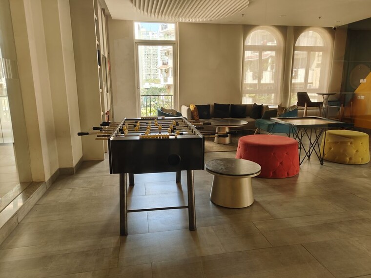 Living Room, emaar-emerald-floors-premier 3 Bedroom 1650 Sq.Ft. Apartment In Sector 65 Gurgaon 10059529