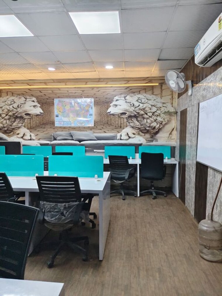 Team Area, sector 63 Commercial Office Space 1000 Sq.Ft. In Sector 63 Noida 10059354
