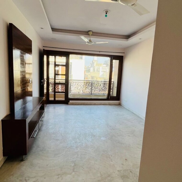 Room, south extension i 3 Bedroom 1800 Sq.Ft. Builder Floor In South Extension I Delhi 10059562