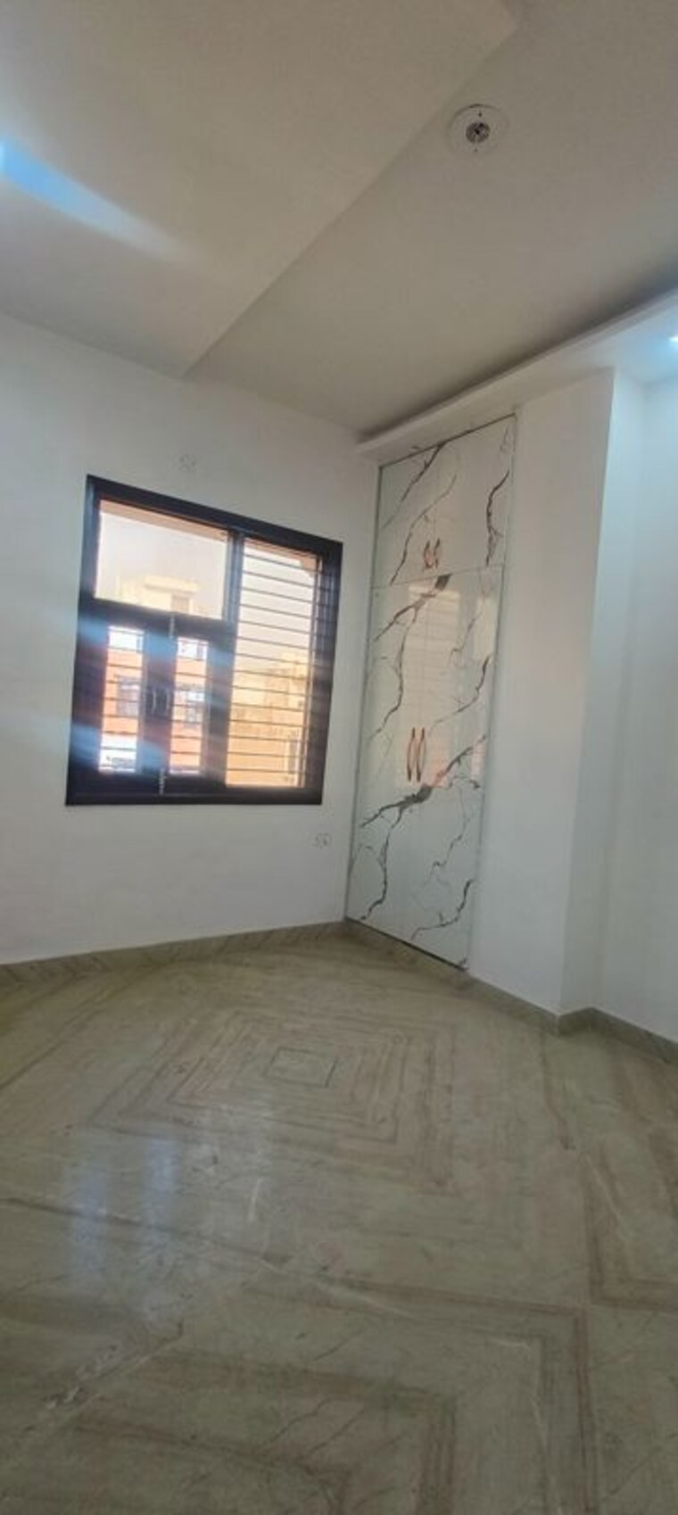 Room, rohini sector 25 3 Bedroom 900 Sq.Ft. Builder Floor In Rohini Sector 25 Delhi 10059569