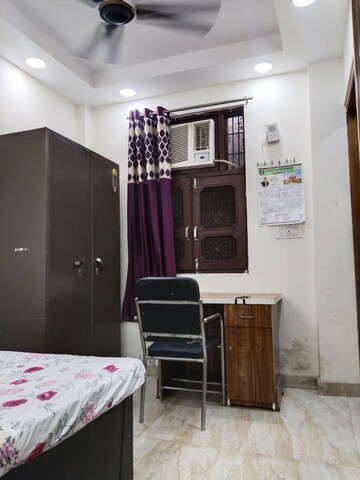 Furnished Amenities in  Pg at Old Rajinder Nagar – for Rent