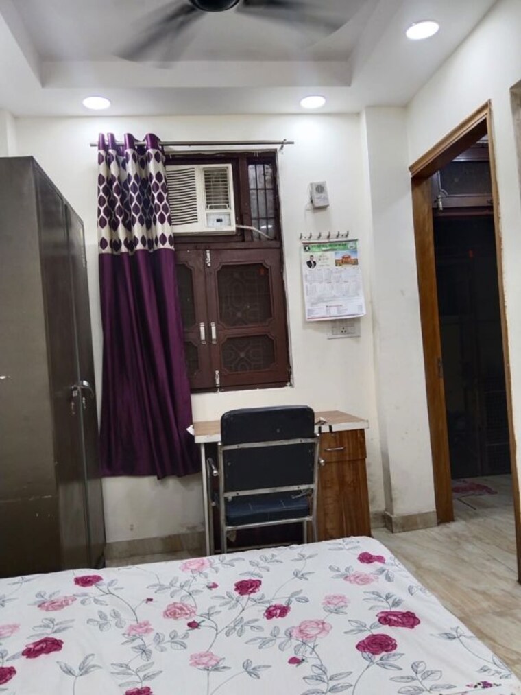 Room, old rajinder nagar Pg For Girls In Old Rajinder Nagar 10059592