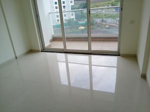 Room in 2 BHK Apartment at Lohia Jain Vallonia Apartments, Bavdhan – for Rent