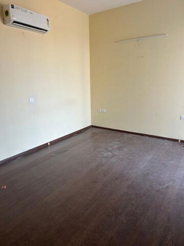 Room in 2 BHK Apartment at Paras Dews, Panwala Khusropur – for Rent