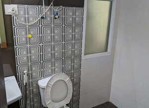 Bathroom in 4 BHK Apartment at Ivory County, Sector 115 – for Sale