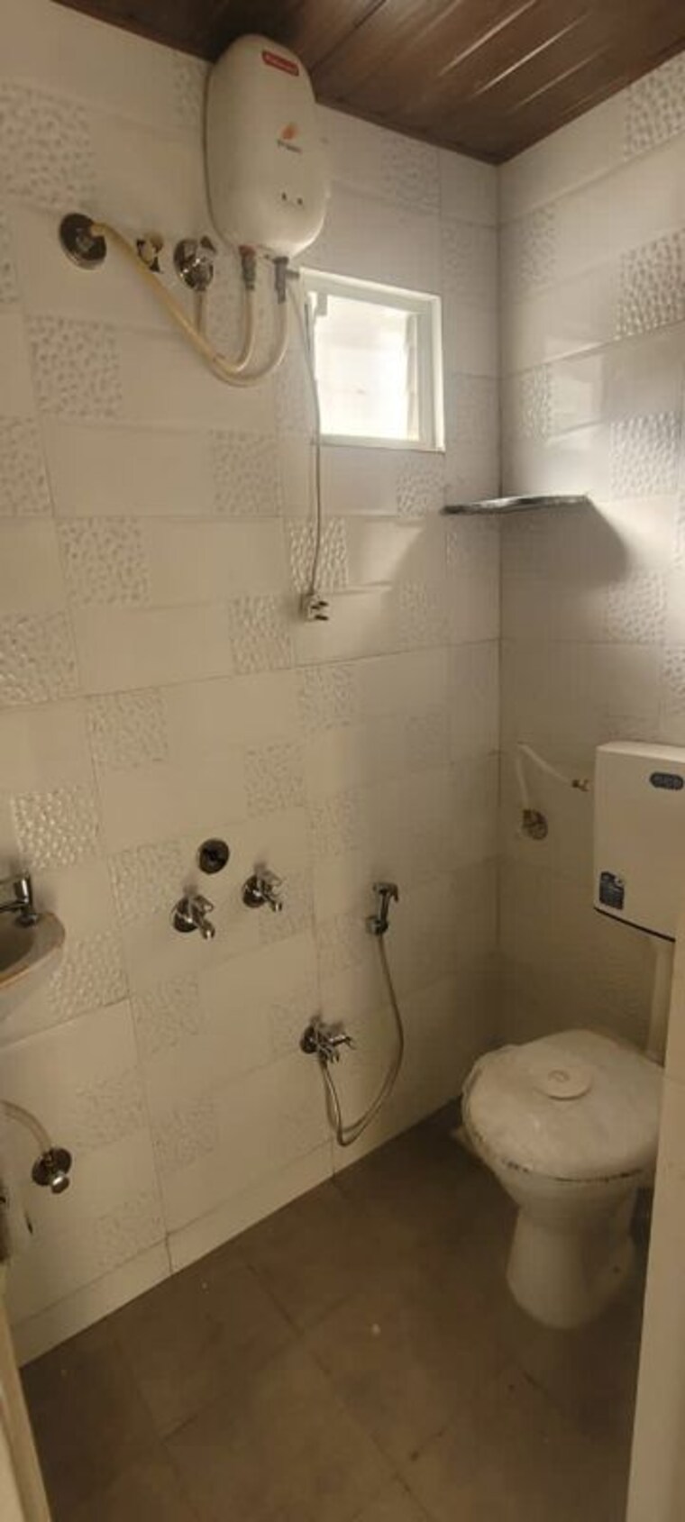 Bathroom, yashodanandan-apartment 2 Bedroom 950 Sq.Ft. Apartment In Viman Nagar Pune 10059675