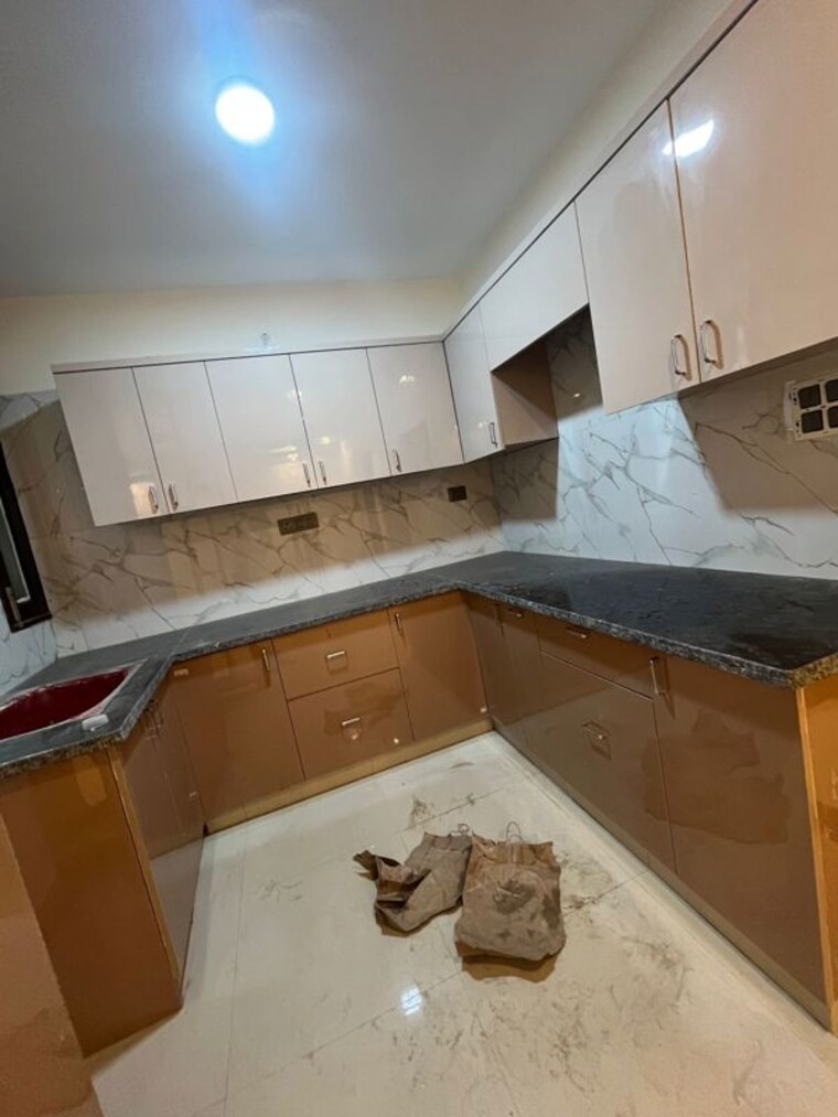 Kitchen, rajpur khurd extension 3 Bedroom 125 Sq.Yd. Builder Floor In Rajpur Khurd Extension Delhi 10059687