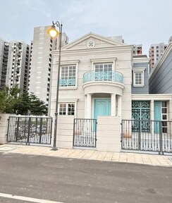 4 BHK + Pooja Room Villa For Sale in Lodha Villa Royale Palava