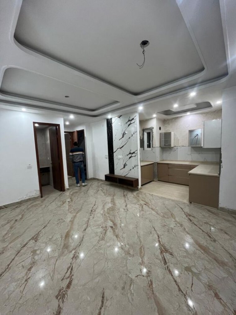 Room, rajpur khurd extension 3 Bedroom 120 Sq.Yd. Builder Floor In Rajpur Khurd Extension Delhi 10059747