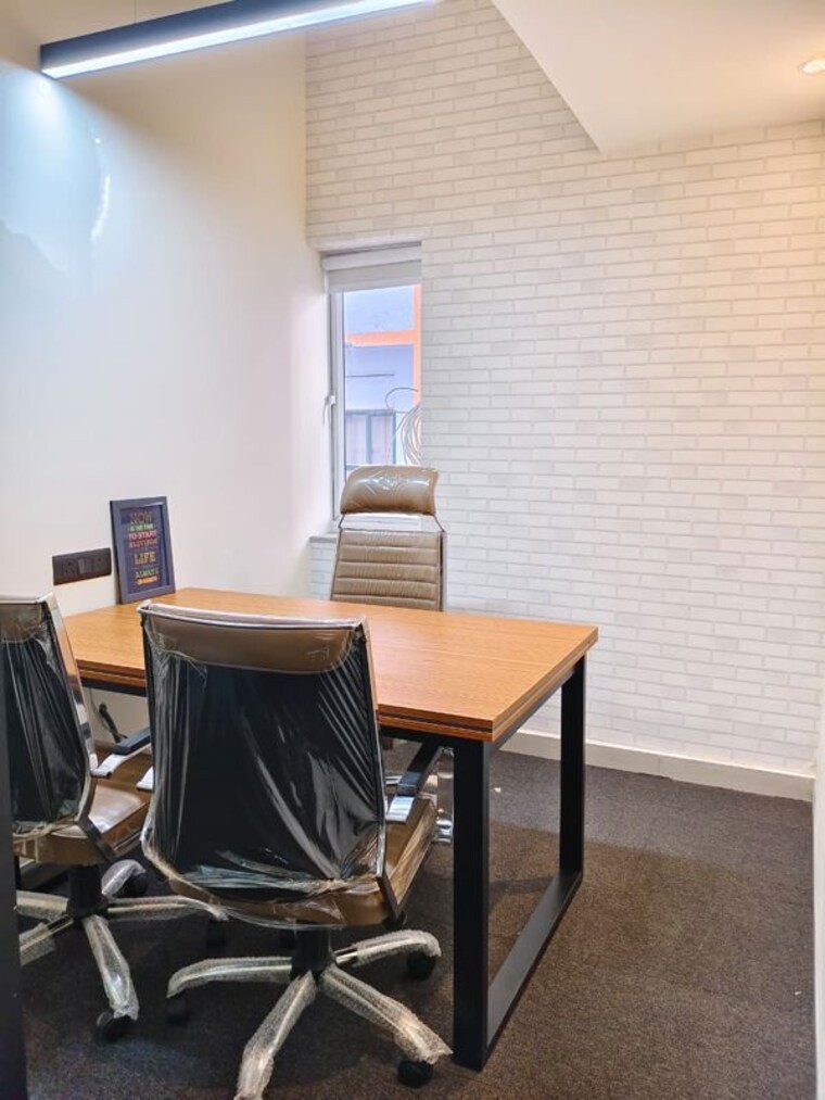 Team Area, sector 63 Commercial Office Space 900 Sq.Ft. In Sector 63 Noida 10059639