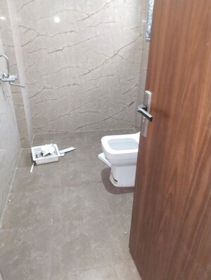 Bathroom in 4 BHK Apartment at Sector 9 Dwarka – for Rent