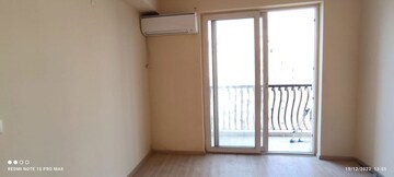 Room in 2 BHK Apartment at Bengal Green Homes, New Town Action Area ii – for Rent