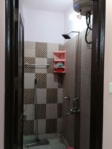 Bathroom in 1 BHK Apartment at Khirki Extension – for Rent
