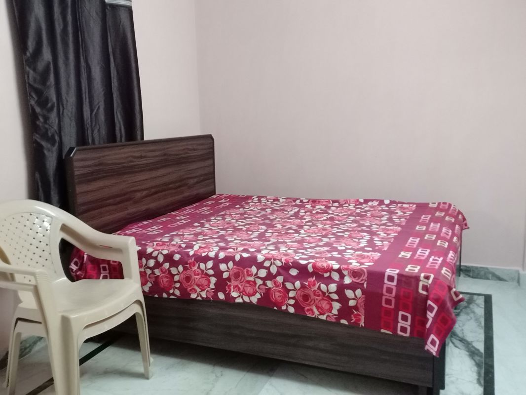 1 BHK Apartment For Rent in Khirki Extension