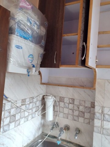 Bathroom in 1 BHK Apartment at Khirki Extension – for Rent