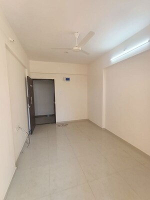1 BHK Apartment For Sale in Ganesh Complex Badlapur, Valivali
