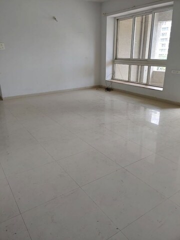 Room in 3 BHK Apartment at Pinnacle Brook Side, Bavdhan – for Rent