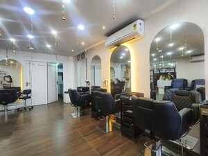 Gym in  Showroom at Kasba – for Rent