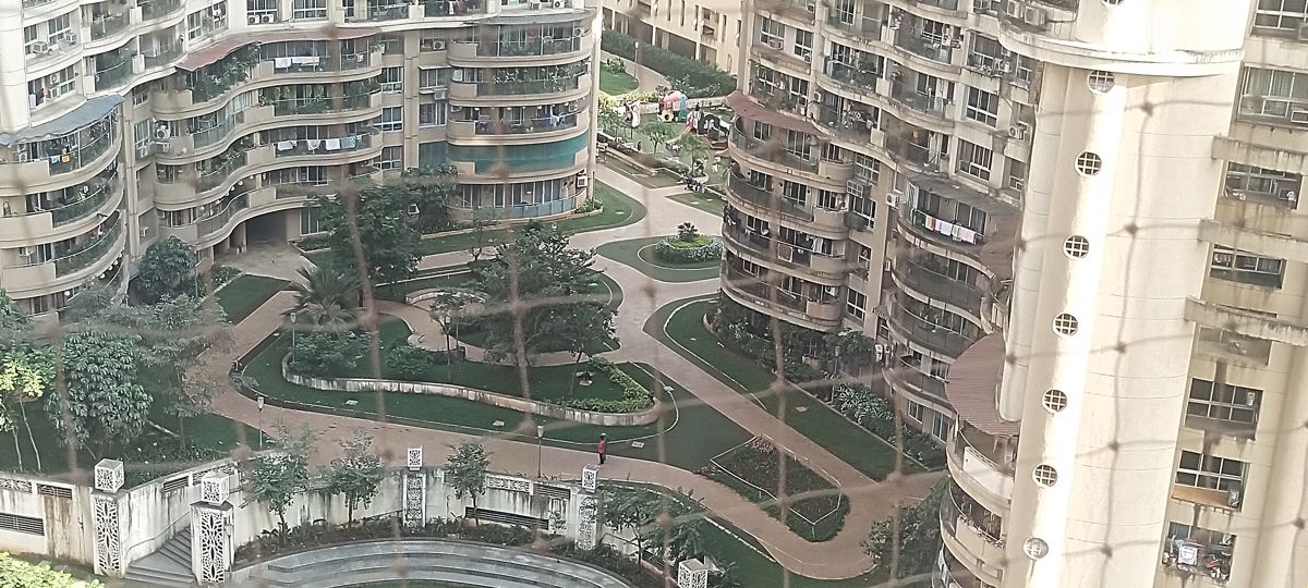 3 BHK + Servant Room,Study Room 1500 Sq.Ft. Apartment in Nahar 8 Towers