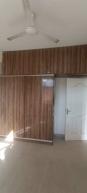 Building Lobby in 2 BHK Apartment at Shree Vardhman Mantra, Sector 67 – for Rent