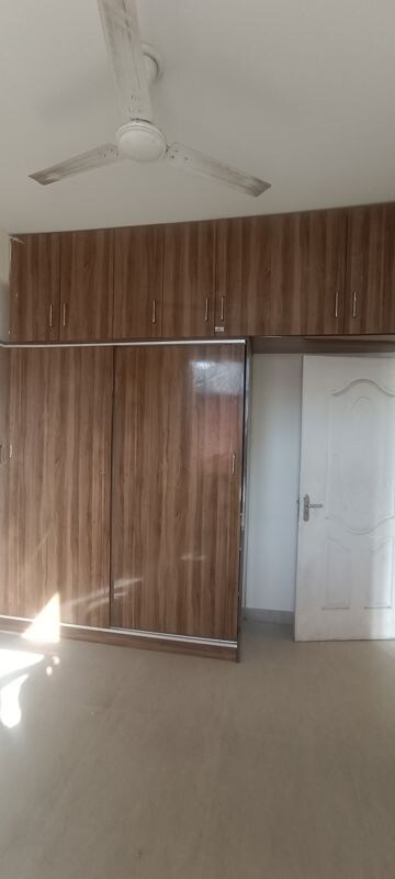 Building Lobby in 2 BHK Apartment at Shree Vardhman Mantra, Sector 67 – for Rent