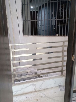 Balcony in 1 BHK Apartment at Panchsheel Vihar – for Rent